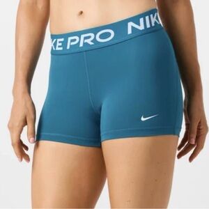 Nike Women's Pro Blue Shorts 3” Size L NWT